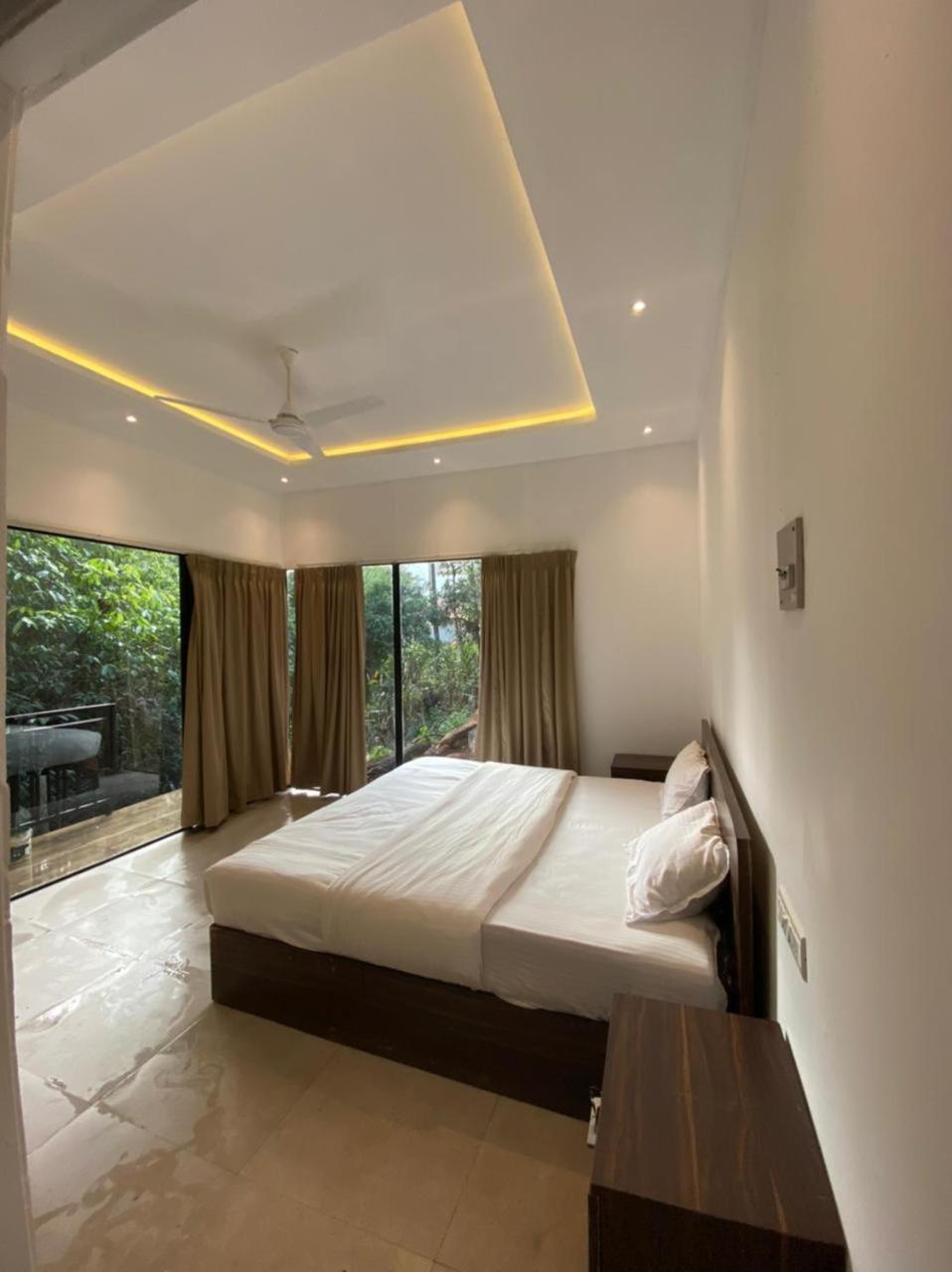 Misty Hideout Bed and Breakfast Kakkadampoyil Exterior foto