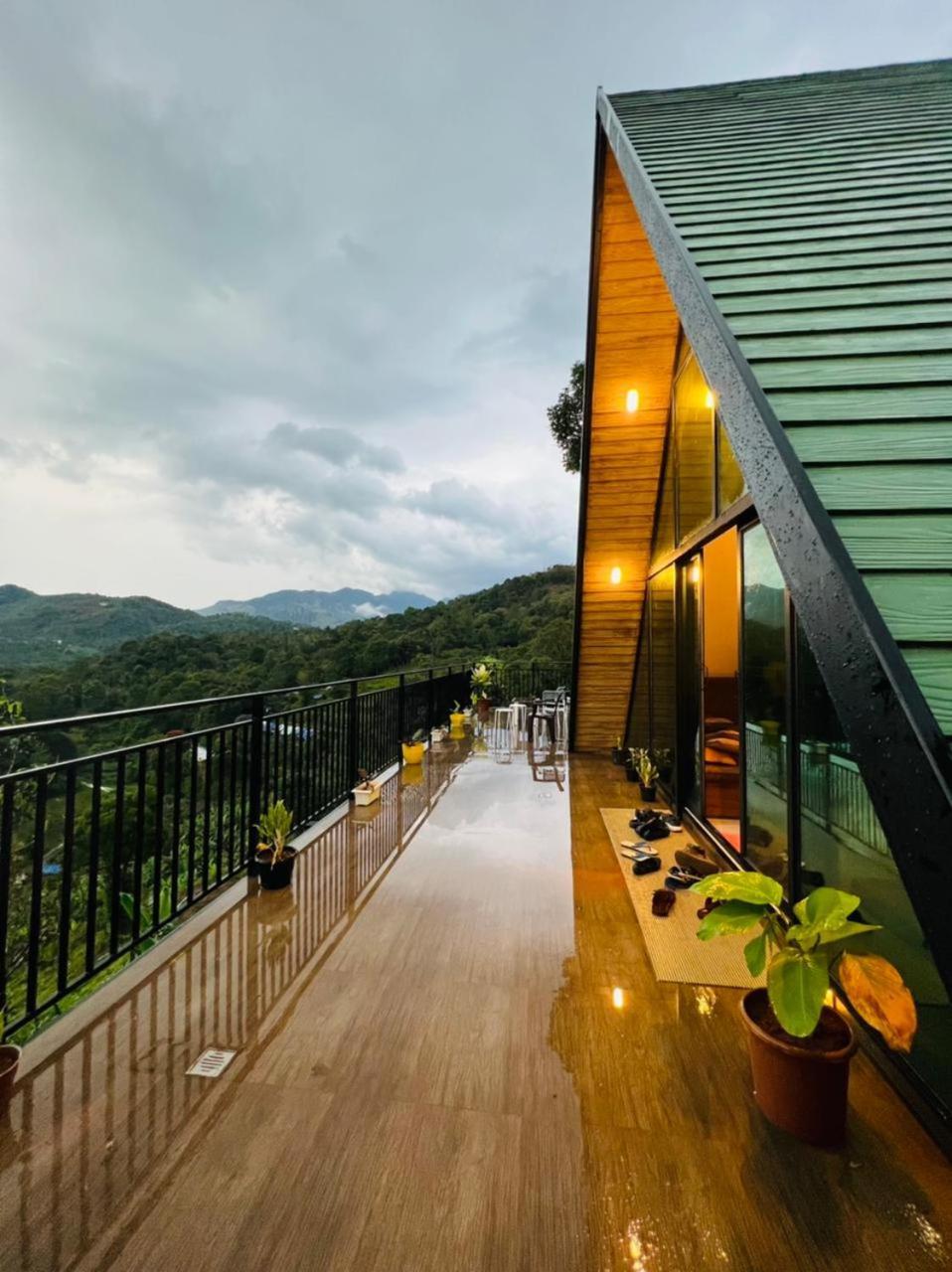 Misty Hideout Bed and Breakfast Kakkadampoyil Exterior foto
