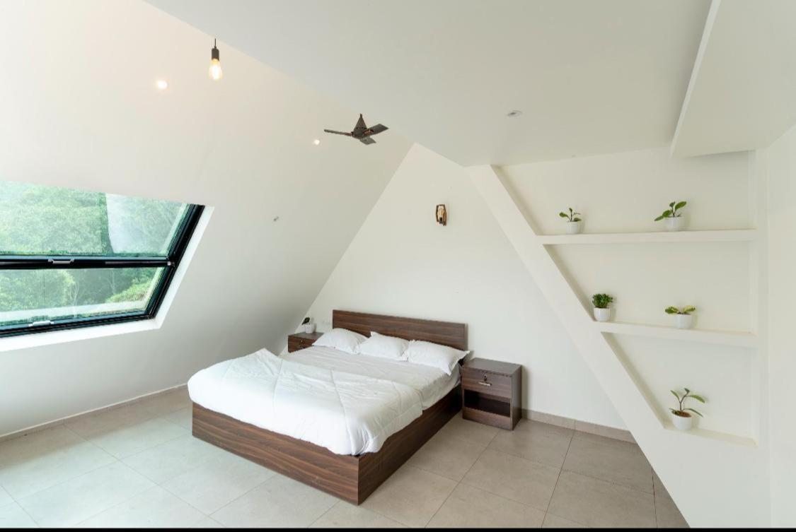 Misty Hideout Bed and Breakfast Kakkadampoyil Exterior foto