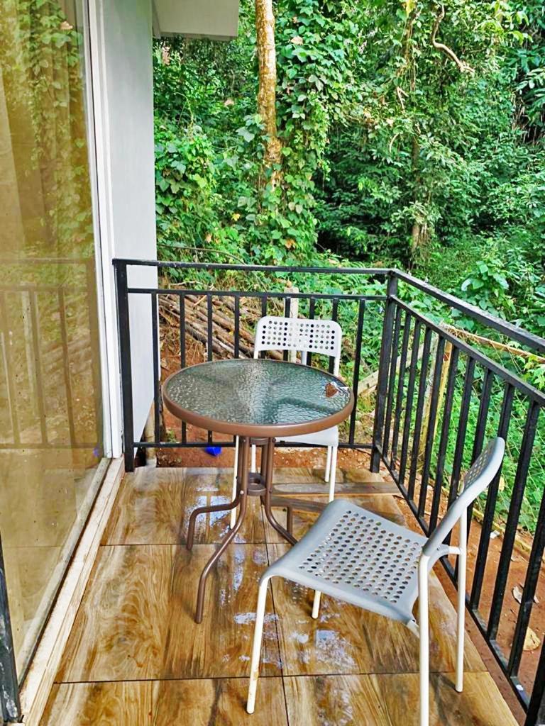Misty Hideout Bed and Breakfast Kakkadampoyil Exterior foto